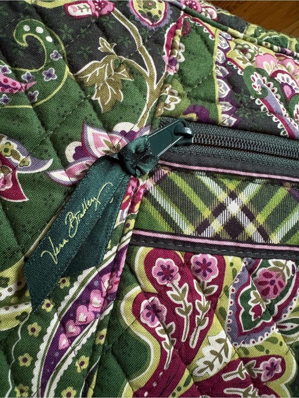 Vera Bradley Chelsea Green Quilted Paisley Shoulder Bag - Picture 2 of 6